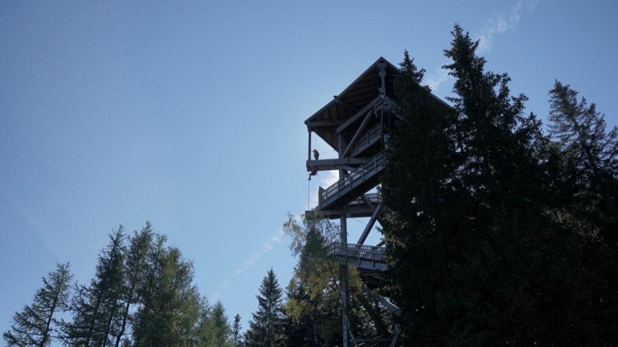 Die Millenniumswarte — 30,5 m aus Holz